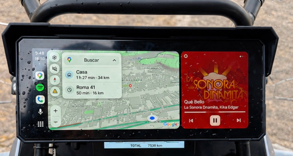 MOTOPLAY  8.1" - CARPLAY SANS FIL - GRAND ÉCRAN