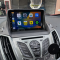 Écran CarPlay Ford Escape intégré tableau de bord
