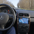 Écran CarPlay Mercedes Classe A intégré tableau de bord