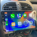 Écran CarPlay Peugeot 206 intégré tableau de bord
